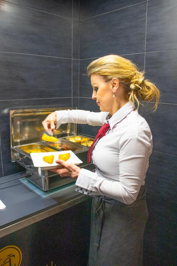 Hotel Capital With Private Wellness Nitra Exteriör bild
