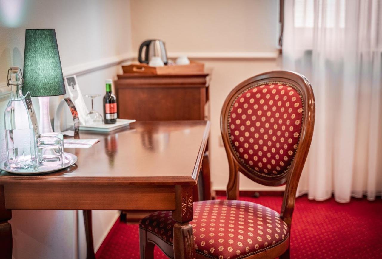 Hotel Capital With Private Wellness Nitra Exteriör bild